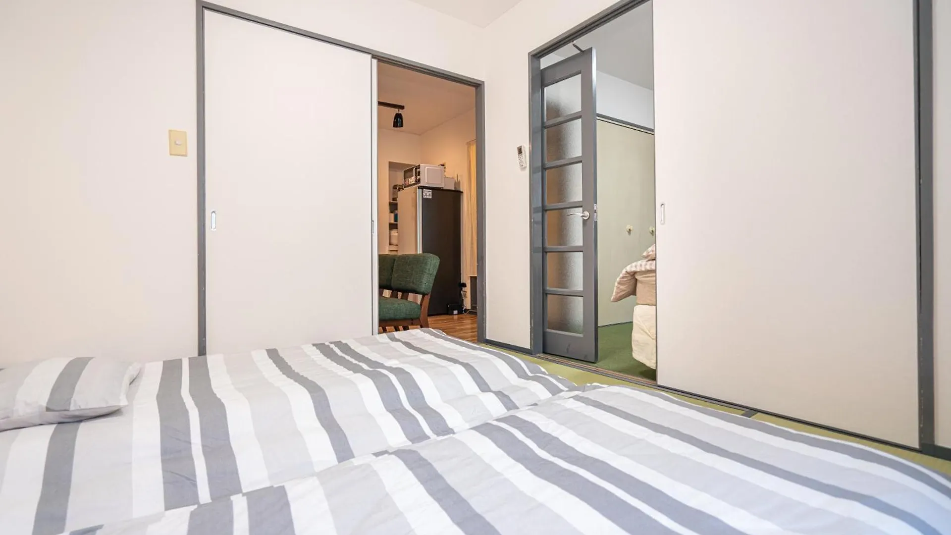 Two-Bedroom, 6-Minute Walk To The Yamanote Line Prefektura Tokio 0*,  Japonsko